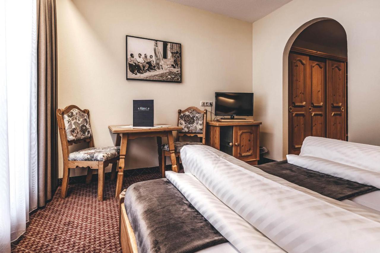 Rose Hotel 4*